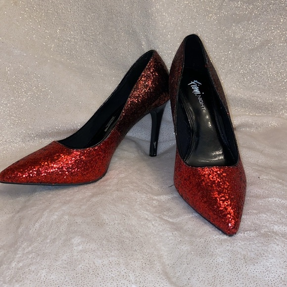 Glitter Ruby Red Ombré Heels - Picture 2 of 5